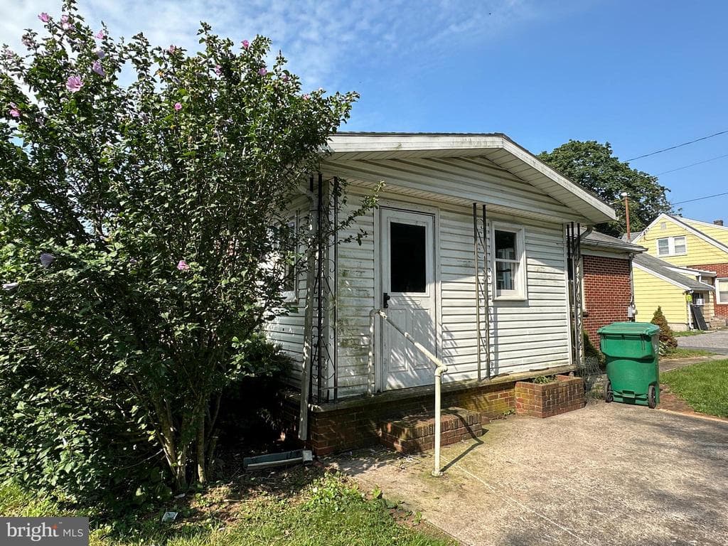 Property photo #8 for 6008 Cumberland Hwy, Chambersburg, PA 17202