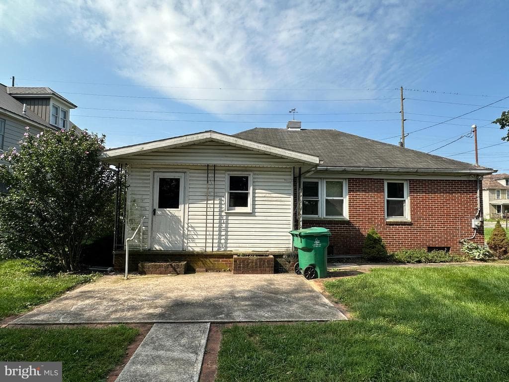 Property photo #9 for 6008 Cumberland Hwy, Chambersburg, PA 17202