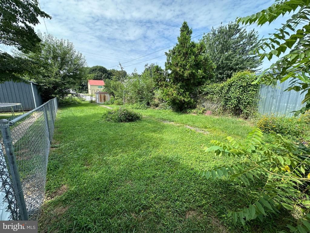 Property photo #4 for 129 E Franklin Street, Greencastle, PA 17225