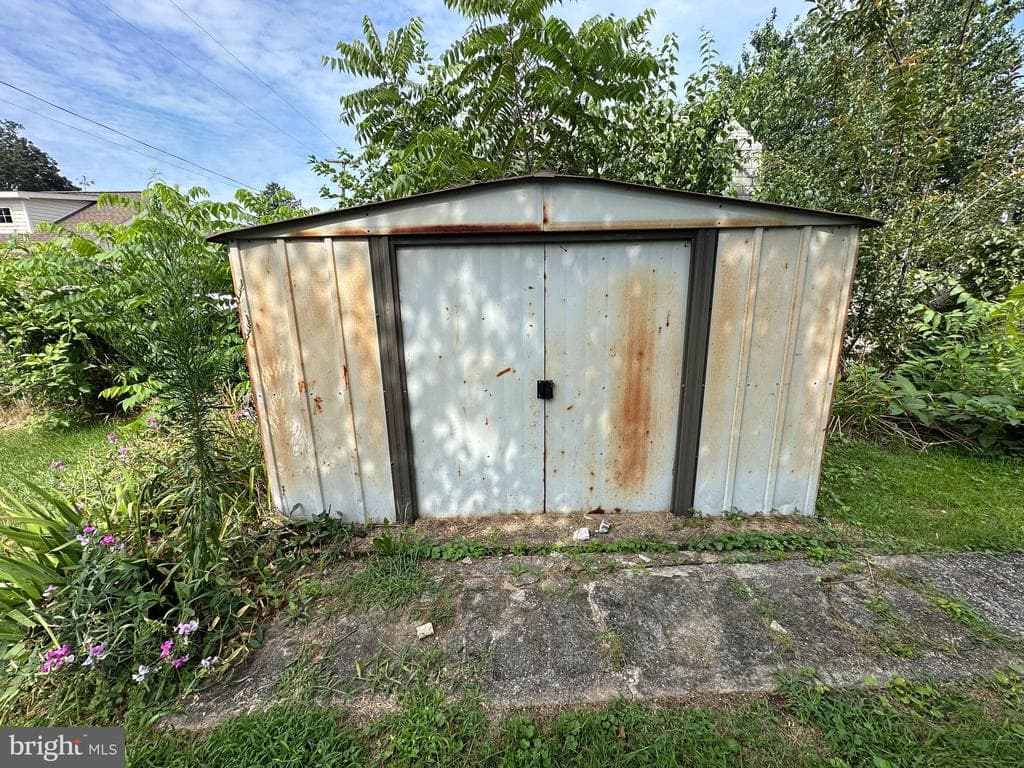 Property photo #7 for 129 E Franklin Street, Greencastle, PA 17225