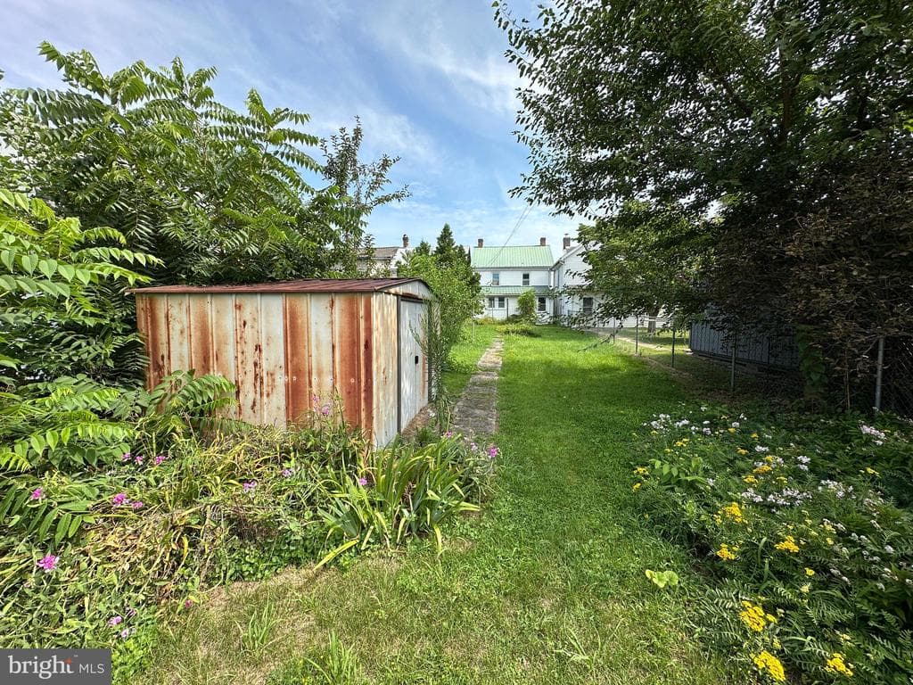 Property photo #8 for 129 E Franklin Street, Greencastle, PA 17225