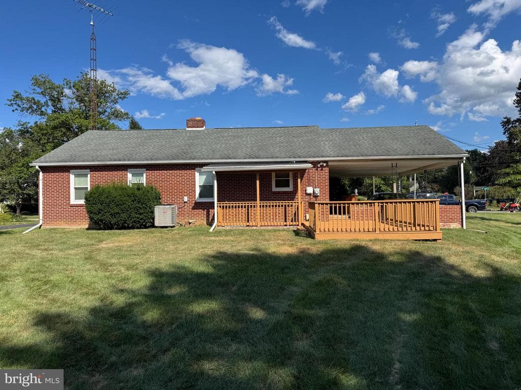 Property photo #10 for 239 Orchard Circle, Greencastle, PA 17225