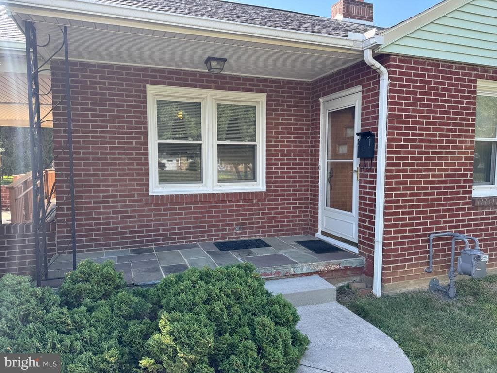 Property photo #5 for 239 Orchard Circle, Greencastle, PA 17225
