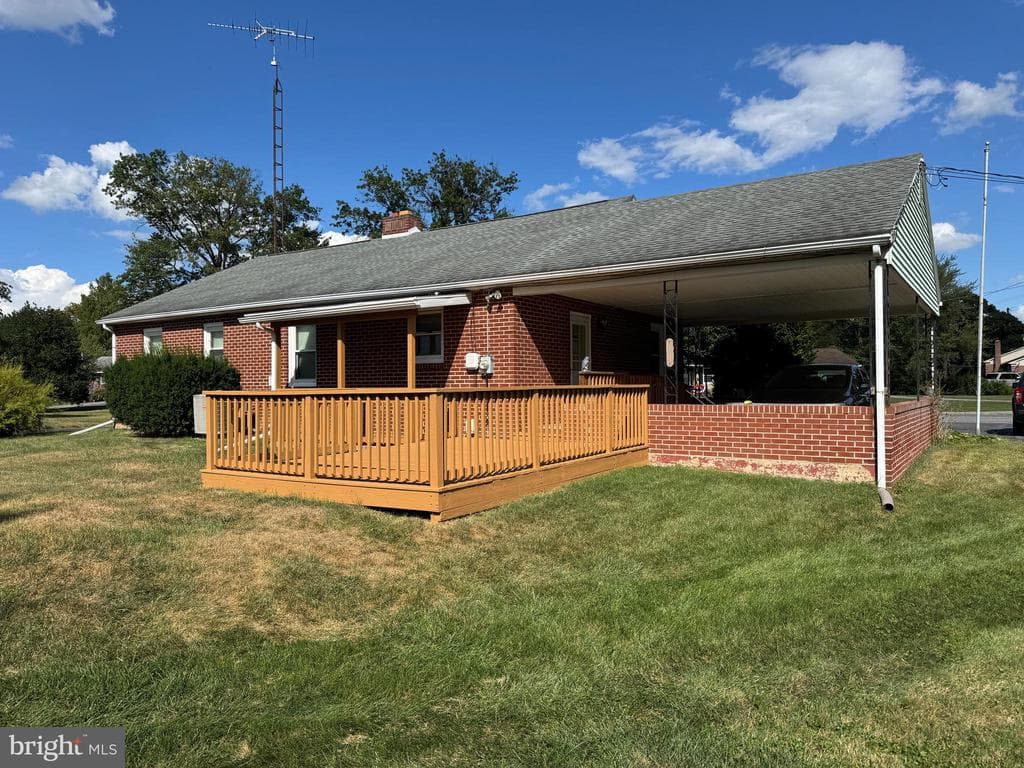Property photo #8 for 239 Orchard Circle, Greencastle, PA 17225