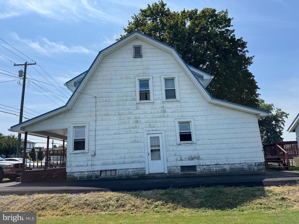 Property photo #10 for 15444 Pennsylvania Ave, Greencastle, PA 17225
