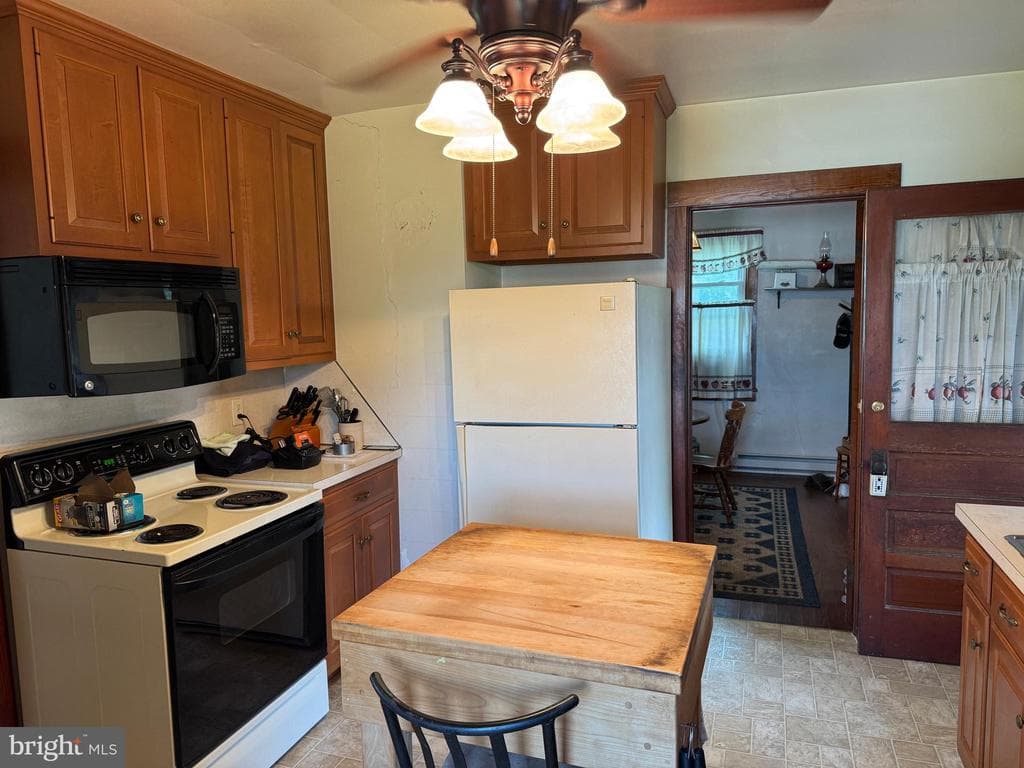 Property photo #17 for 15444 Pennsylvania Ave, Greencastle, PA 17225