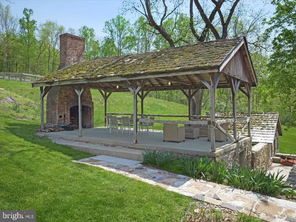 Property photo #116 for 7160 Little Cove Rd, Mercersburg, PA 17236