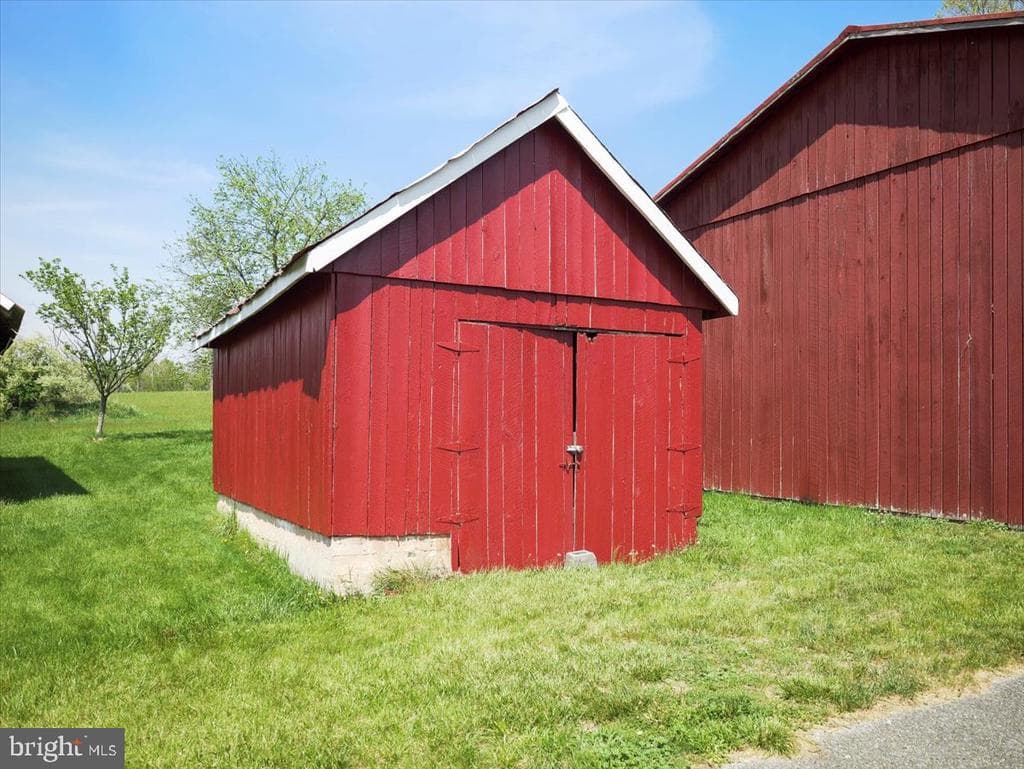 Property photo #133 for 7160 Little Cove Rd, Mercersburg, PA 17236