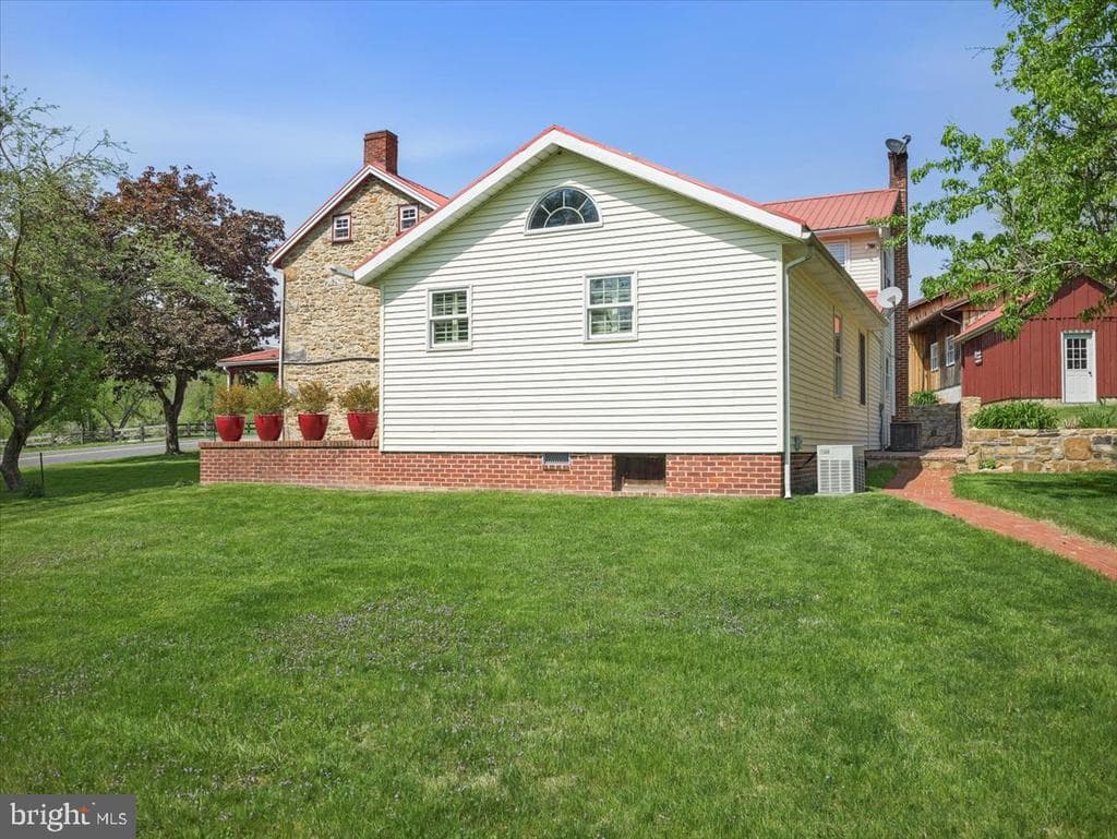 Property photo #142 for 7160 Little Cove Rd, Mercersburg, PA 17236