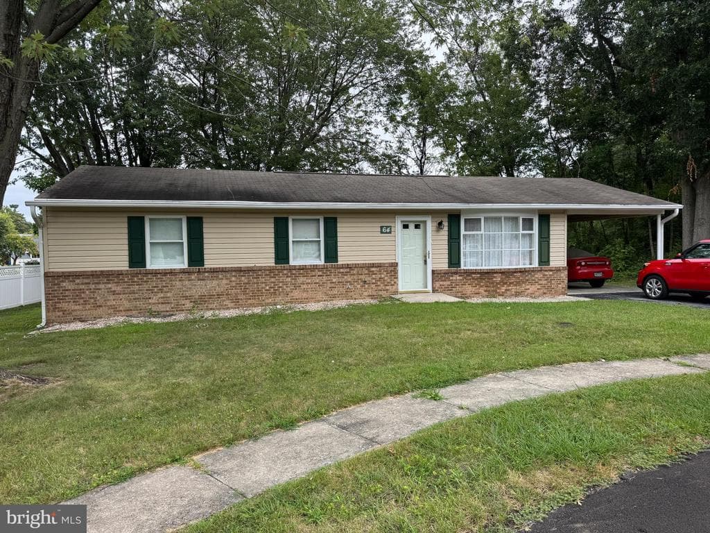 Property photo #4 for 64 Stanley Hauver Dr, Smithsburg, MD 21783