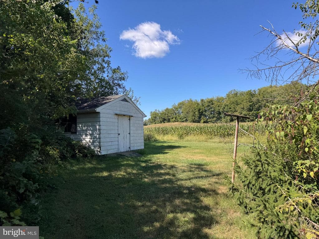 Property photo #12 for 4594 Salem Church Rd, Waynesboro, PA 17268