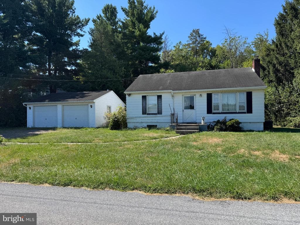 Property photo #3 for 4594 Salem Church Rd, Waynesboro, PA 17268