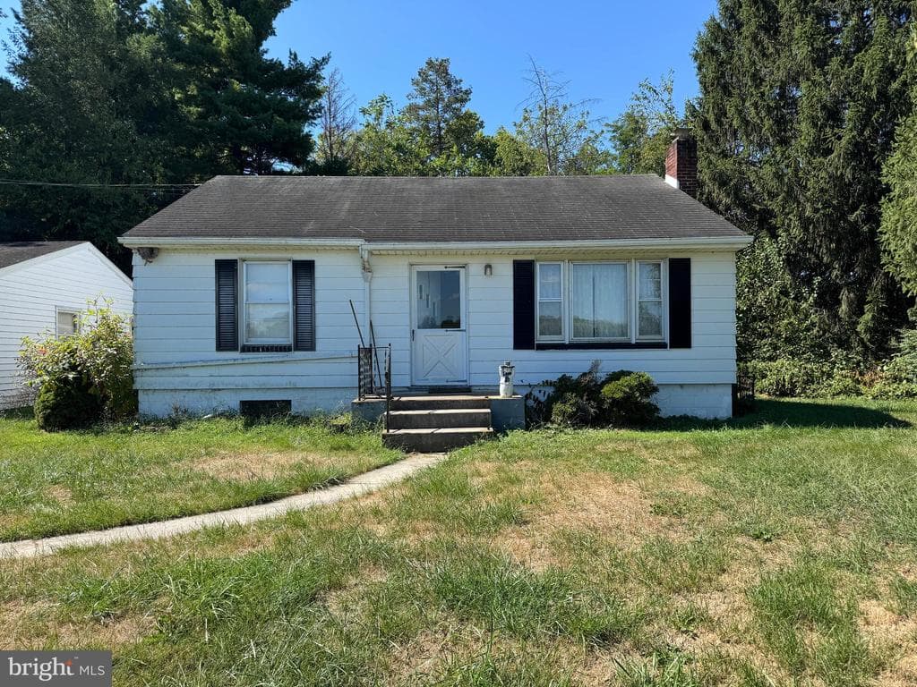 Property photo #4 for 4594 Salem Church Rd, Waynesboro, PA 17268
